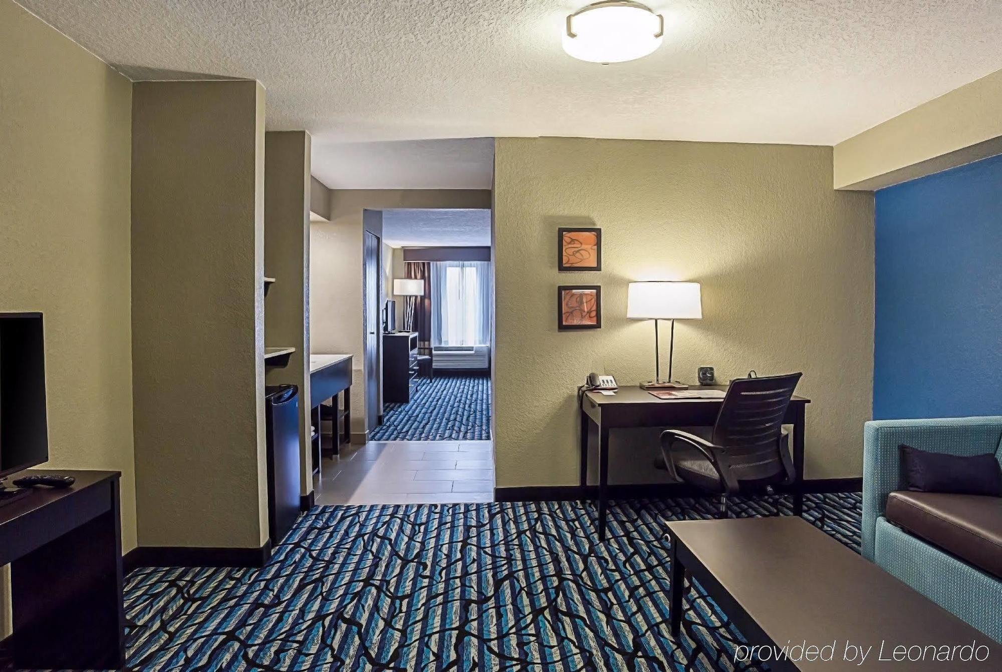 Comfort Suites University Bâton-Rouge Extérieur photo