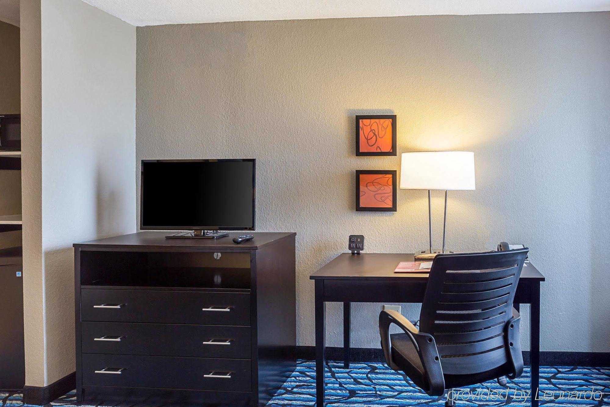 Comfort Suites University Bâton-Rouge Extérieur photo