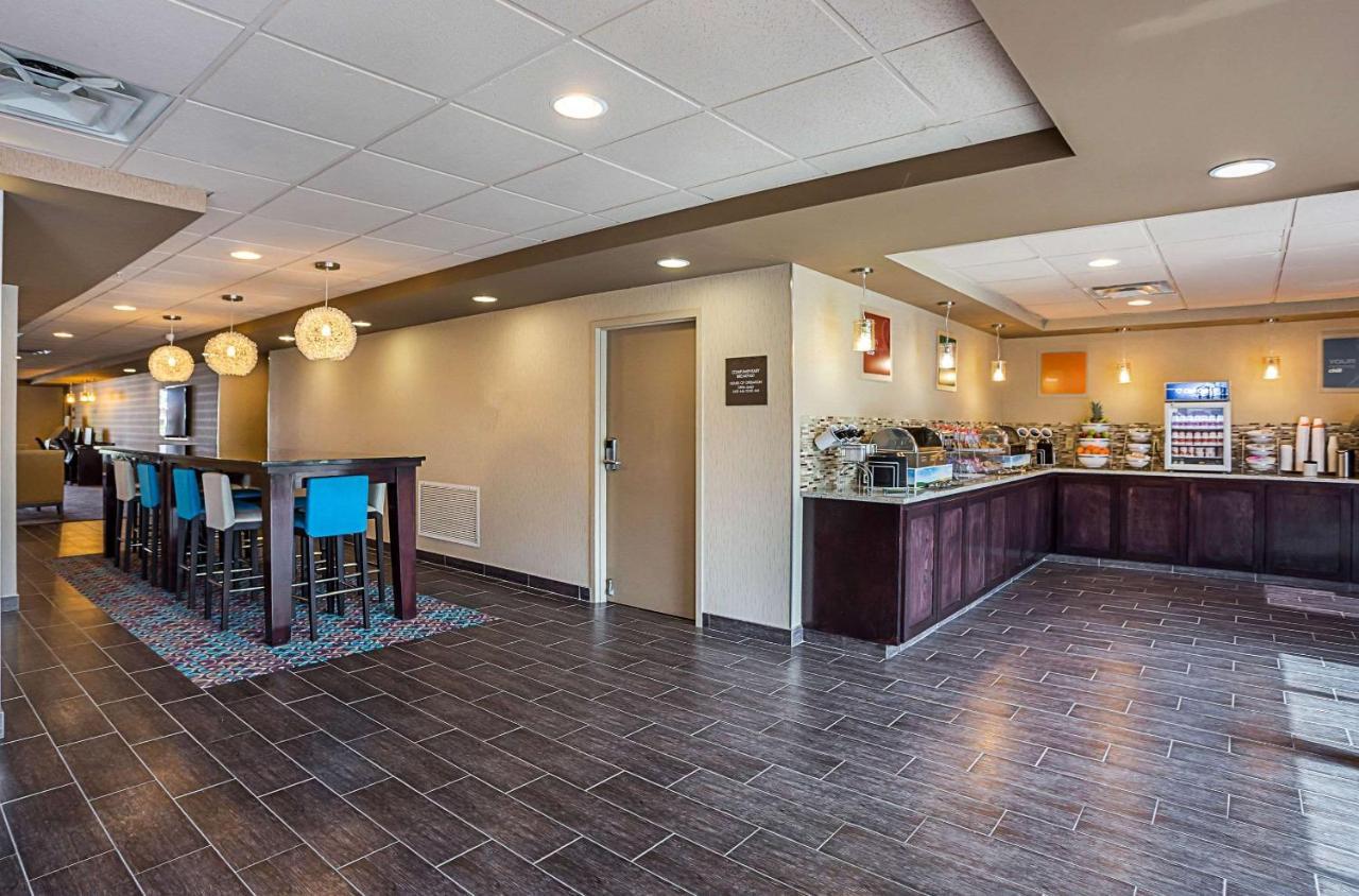 Comfort Suites University Bâton-Rouge Extérieur photo
